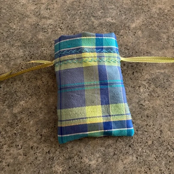 👛 Recycled Silk Ring Bag Mini Pouch, Handmade, NWOT - Picture 2 of 9